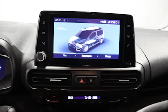 https://vehicle.imgix.net/4321011/dcfae87b-826c-4b79-bcce-a8d70052f91d.JPG