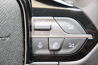 https://vehicle.imgix.net/4321047/23f84e87-9640-4aca-925c-94e76f2fe8cf.JPG