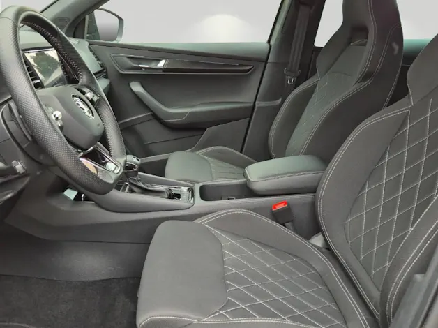 SKODA Karoq 1.5 TSI SportLine DSG