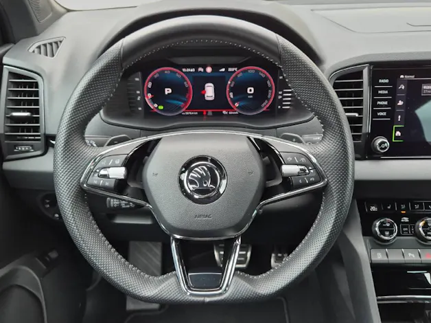 SKODA Karoq 1.5 TSI SportLine DSG