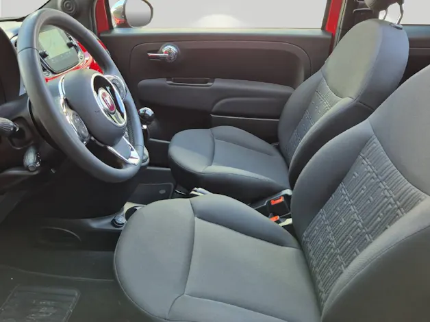 Fiat 500 C 1.0 Hybrid Swiss Edition
