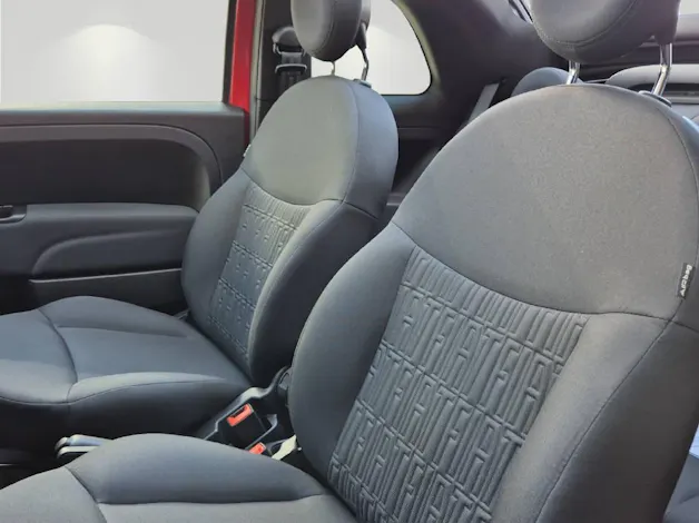 Fiat 500 C 1.0 Hybrid Swiss Edition