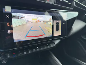 Alfa Romeo Junior 1.2 Ibrida AWD Tech