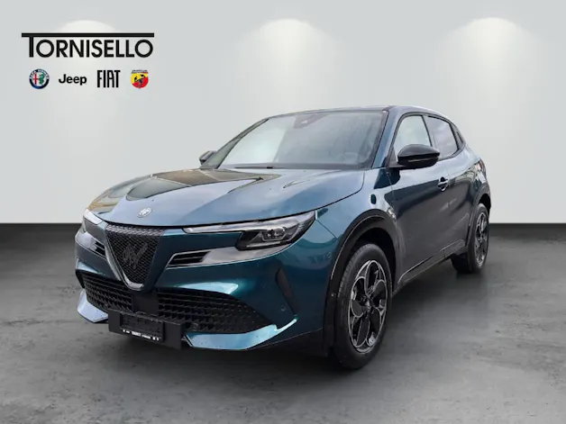 Alfa Romeo Junior 1.2 Ibrida AWD Tech