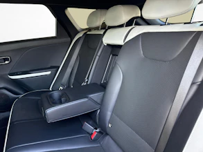 https://vehicle.imgix.net/4321077/dbfa1bfa-6909-454a-9815-5c18d1c73c66.jpg