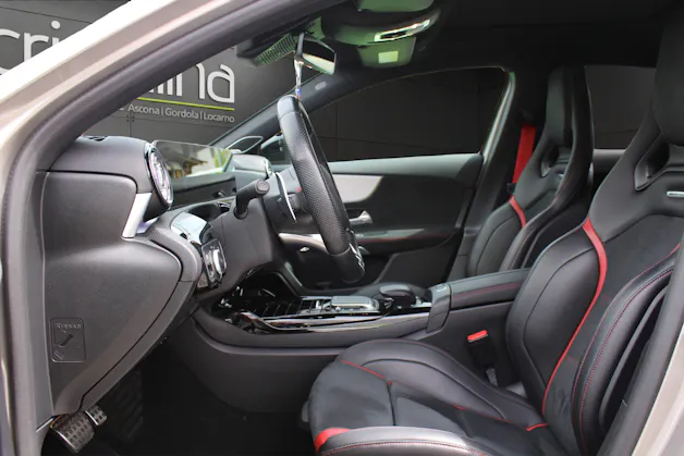 Mercedes-Benz A 35 AMG 4matic