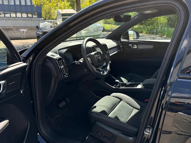 Volvo EX40 Twin XCENTRIC Edition AWD