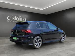 VW Golf VIII 1.5 eTSI R-Line DSG