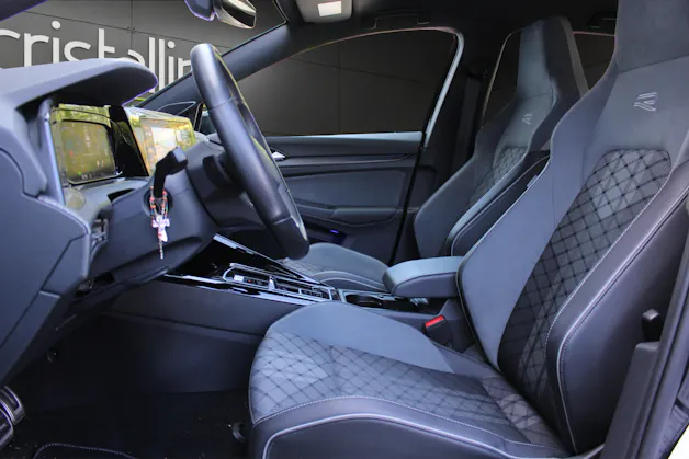 VW Golf VIII 1.5 eTSI R-Line DSG