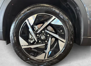 Fahrzeugbild SUZUKI Vitara 1.4 T Compact Top Hybrid 4x4
