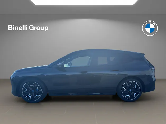 BMW iX M60