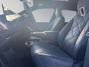 BMW iX M60