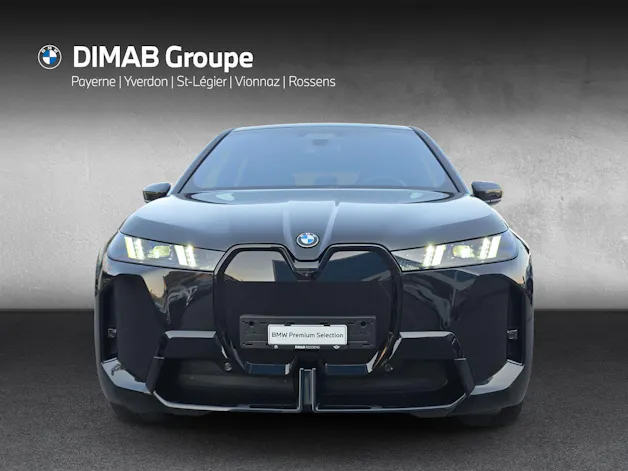 BMW iX xDrive60 M Sport Pro (CH) AHK 2.5T ** Action de Leasing à 0.9% **
