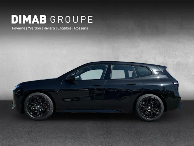 BMW iX xDrive60 M Sport Pro (CH) AHK 2.5T ** Action de Leasing à 0.9% ** 📍