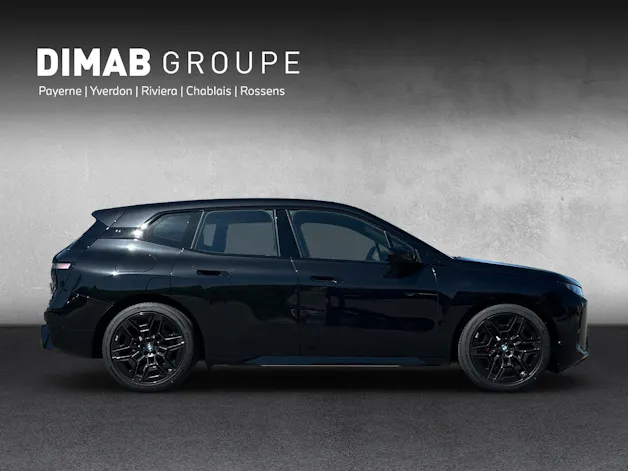 BMW iX xDrive60 M Sport Pro (CH) AHK 2.5T ** Action de Leasing à 0.9% ** 📍
