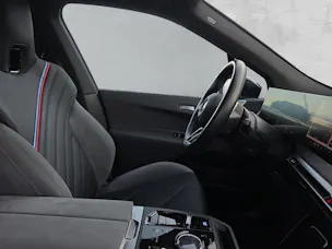 BMW iX xDrive60 M Sport Pro (CH) AHK 2.5T ** Action de Leasing à 0.9% **