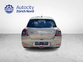 https://vehicle.imgix.net/4321266/ce848e09-4772-4464-8ad3-ce377eceffc8.jpg