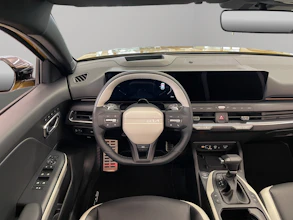 https://vehicle.imgix.net/4321287/2cf3274c-5462-46bf-afc8-57e59a0abb0b.jpg