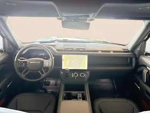 Land Rover Defender 110 3.0 D I6 350 X-Dynamic HSE