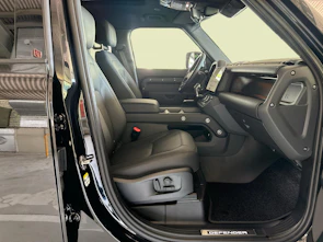 Fahrzeugbild LAND ROVER Defender 110 3.0 D I6 350 X-Dynamic HSE