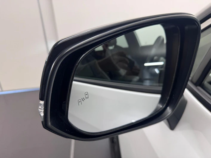 Fahrzeugbild SUZUKI ACROSS