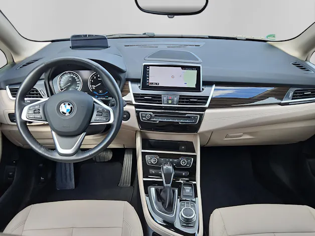 BMW 225xe Active Tourer LUXURY LINE
