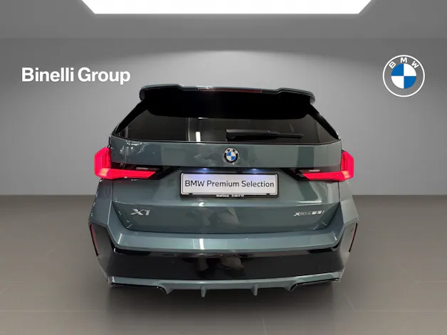 BMW X1 23i xDrive paddles