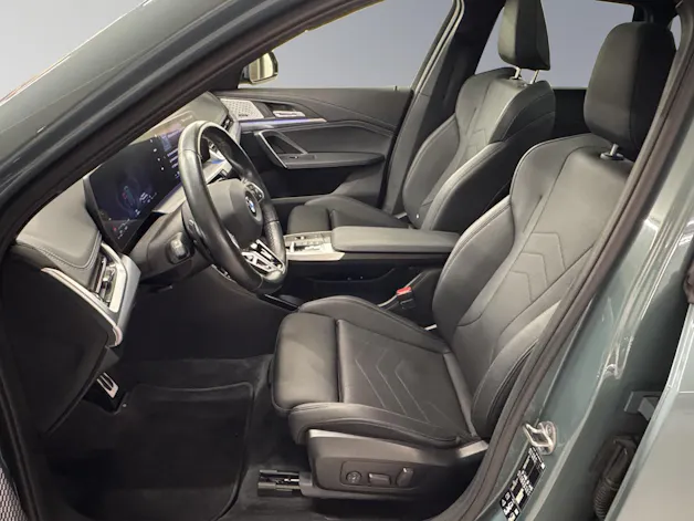 BMW X1 23i xDrive paddles