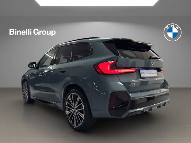 BMW X1 23i xDrive paddles