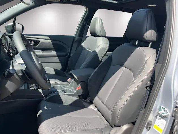 Subaru Forester 2.0i e-Boxer Luxury