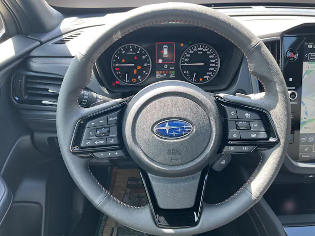 Subaru Forester 2.0i e-Boxer Luxury