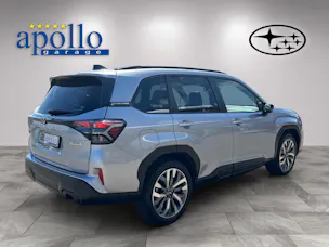 Subaru Forester 2.0i e-Boxer Luxury