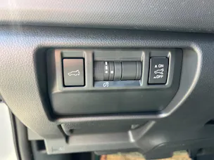 Subaru Forester 2.0i e-Boxer Luxury
