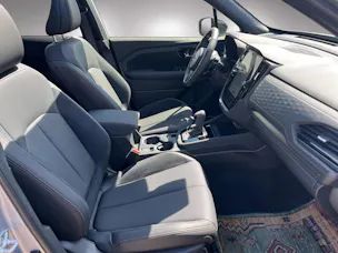 Subaru Forester 2.0i e-Boxer Luxury