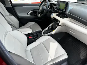 Toyota Yaris 1.5 VVT-i HSD Premium
