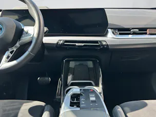 BMW iX1 30 xDrive