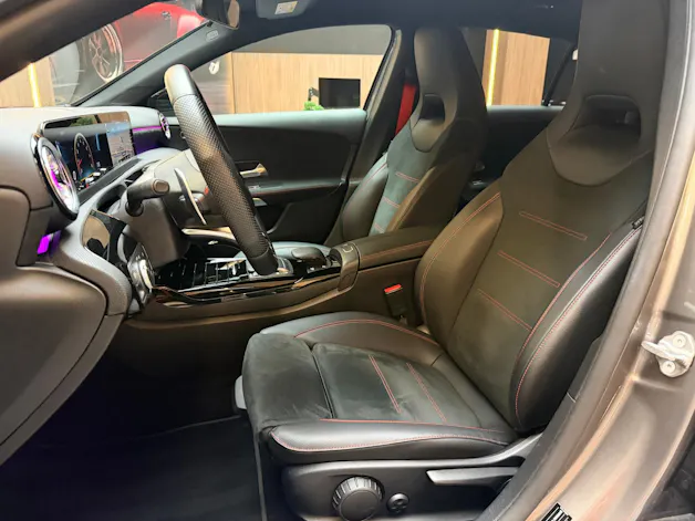 Mercedes-Benz A 35 AMG 4matic