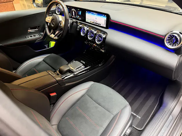 Mercedes-Benz A 35 AMG 4matic