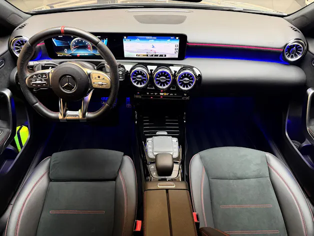 Mercedes-Benz A 35 AMG 4matic