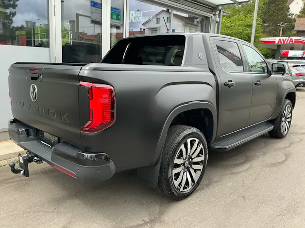 VW Amarok 3.0 TDI 241 PS AVENTURA 4MOTION *** FAHRZEUG IST GRAU MATT FOLIERT ***