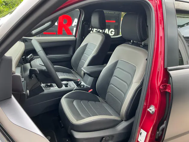 VW Amarok 3.0 TDI 241 PS AVENTURA 4MOTION *** FAHRZEUG IST GRAU MATT FOLIERT ***