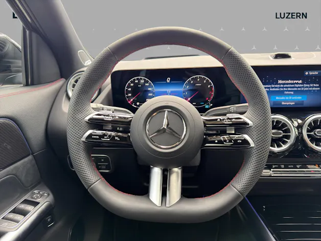 Mercedes-Benz GLA 200 Night Star 7G-DCT