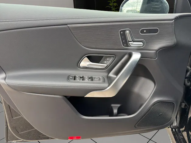 Mercedes-Benz A 220 4Matic 8G-DCT