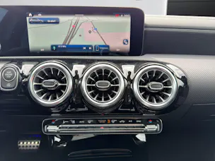 Mercedes-Benz A 220 4Matic 8G-DCT