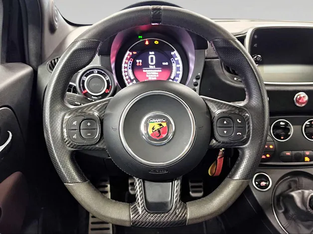 Fiat 595 1.4 16V Turbo Abarth Scorpion Legend