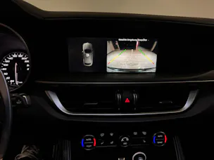 Alfa Romeo Stelvio 2.0 Super Q4 Automatic | CH |