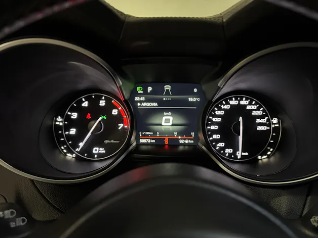 Alfa Romeo Stelvio 2.0 Super Q4 Automatic | CH |