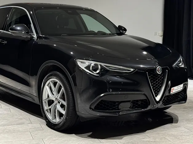 Alfa Romeo Stelvio 2.0 Super Q4 Automatic | CH |