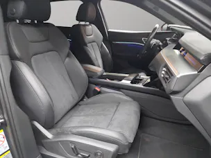 Audi Q8 50 e-tron S line quattro