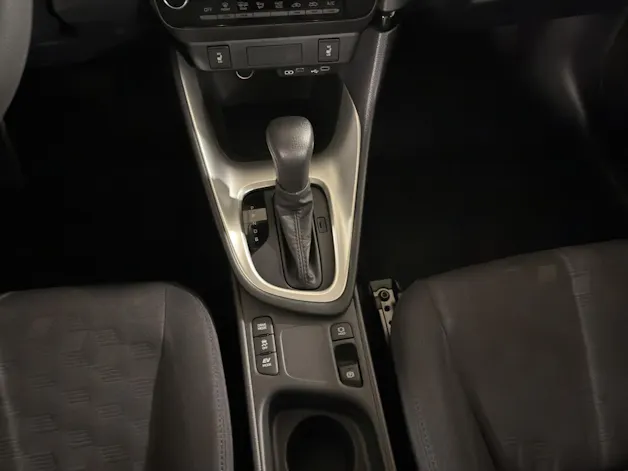 Mazda 2 Hybrid Prime-line
